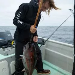 Salty Crew Pinnacle Jackets -Apparel Shop 443229 salty crew pinnacle jacket on model front view